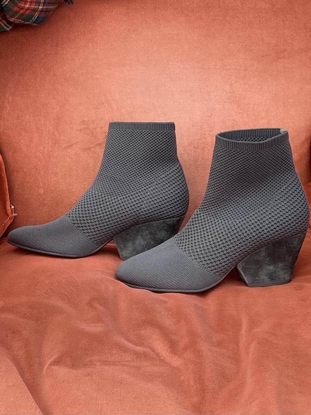 Eileen Fisher Dahlia Stretch Mesh Knit Pull On Ankle Booties Gray Sz 8.5. NWOT